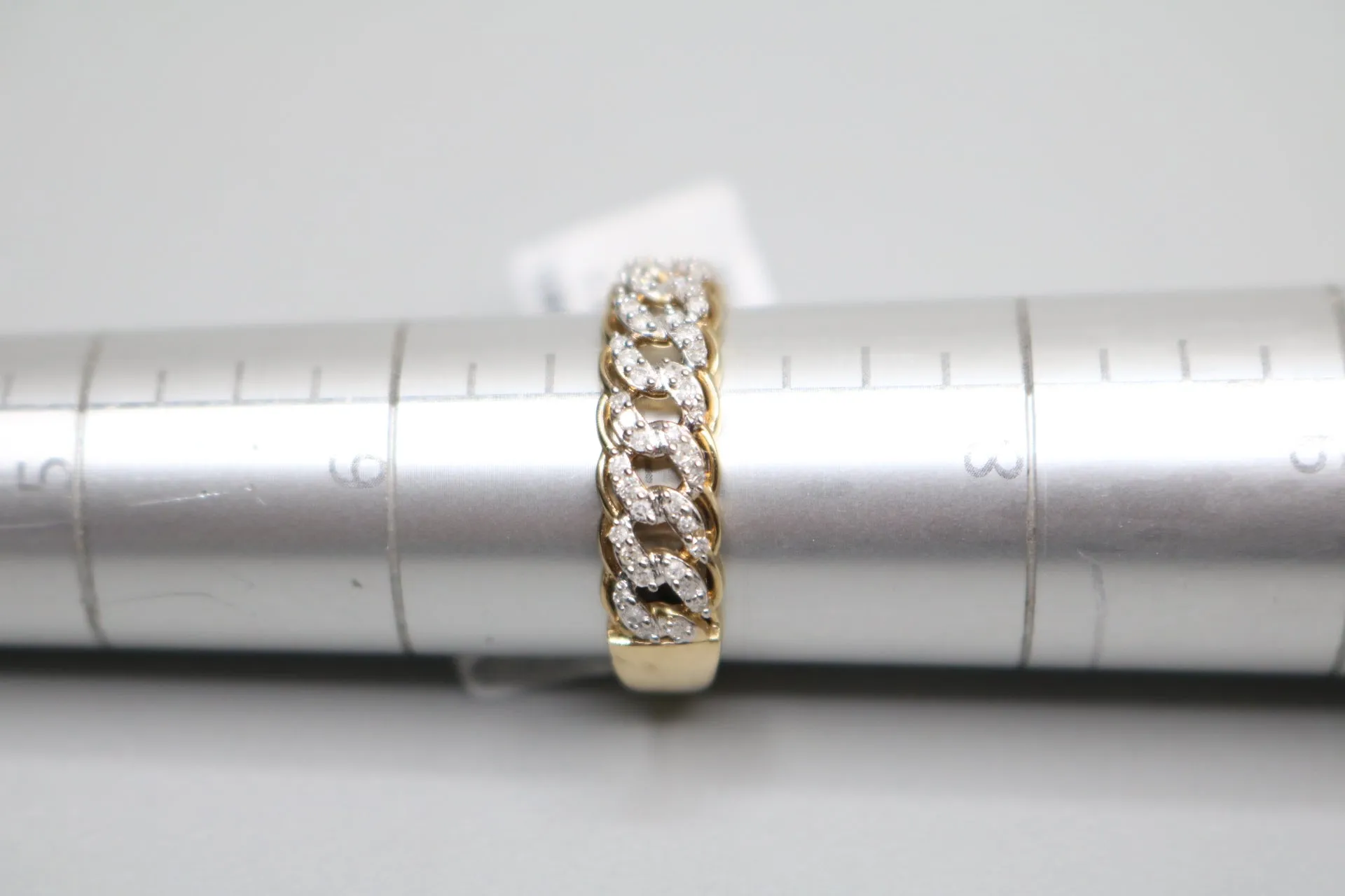 10K Yellow Gold Curb Style Diamond Ring (Size 7)