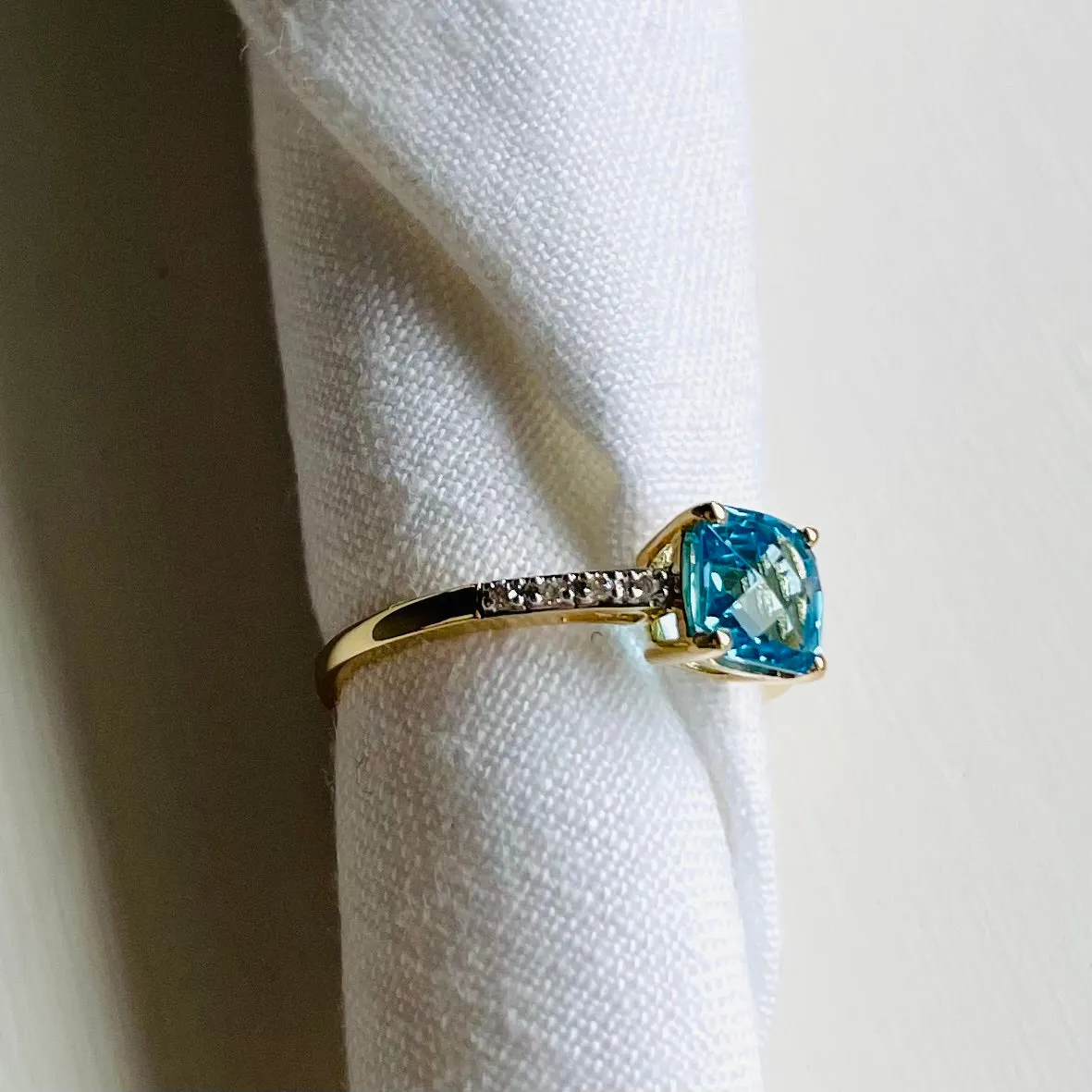 14K Blue Topaz & Diamond Ring