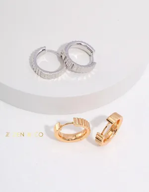 ALEXIS Minimalist hoop earrings