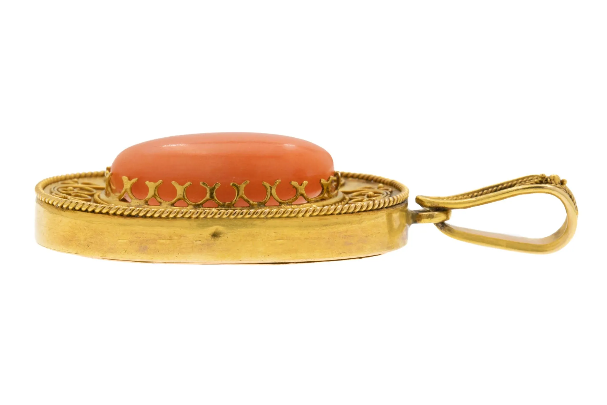 Antique 18ct Gold Coral Locket