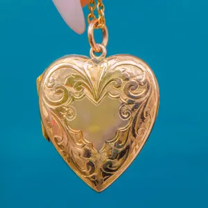 Antique 9ct Gold Engraved Heart Locket