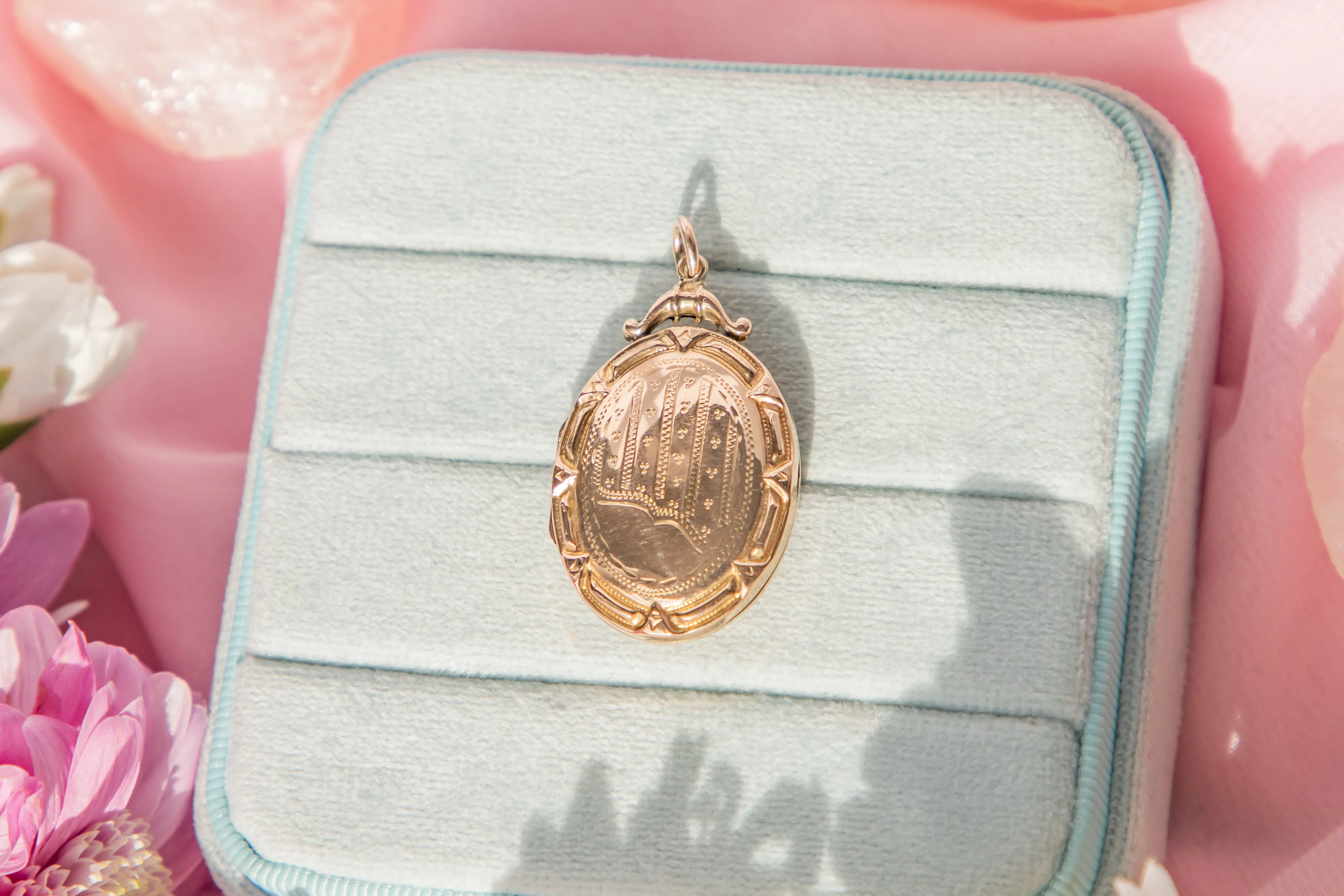 Antique 9ct Gold Engraved Oval Locket