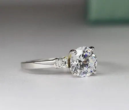 Bellflower - Round Moissanite Engagement Ring