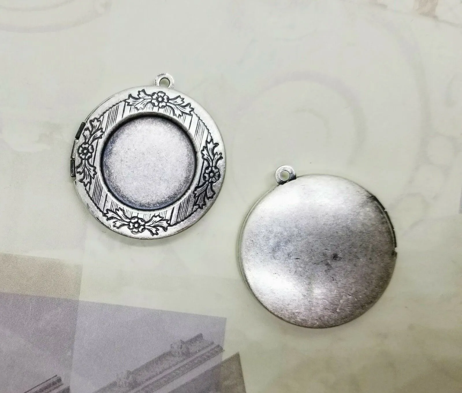 Brass Locket With 18mm Setting x 2 - 3601RW.