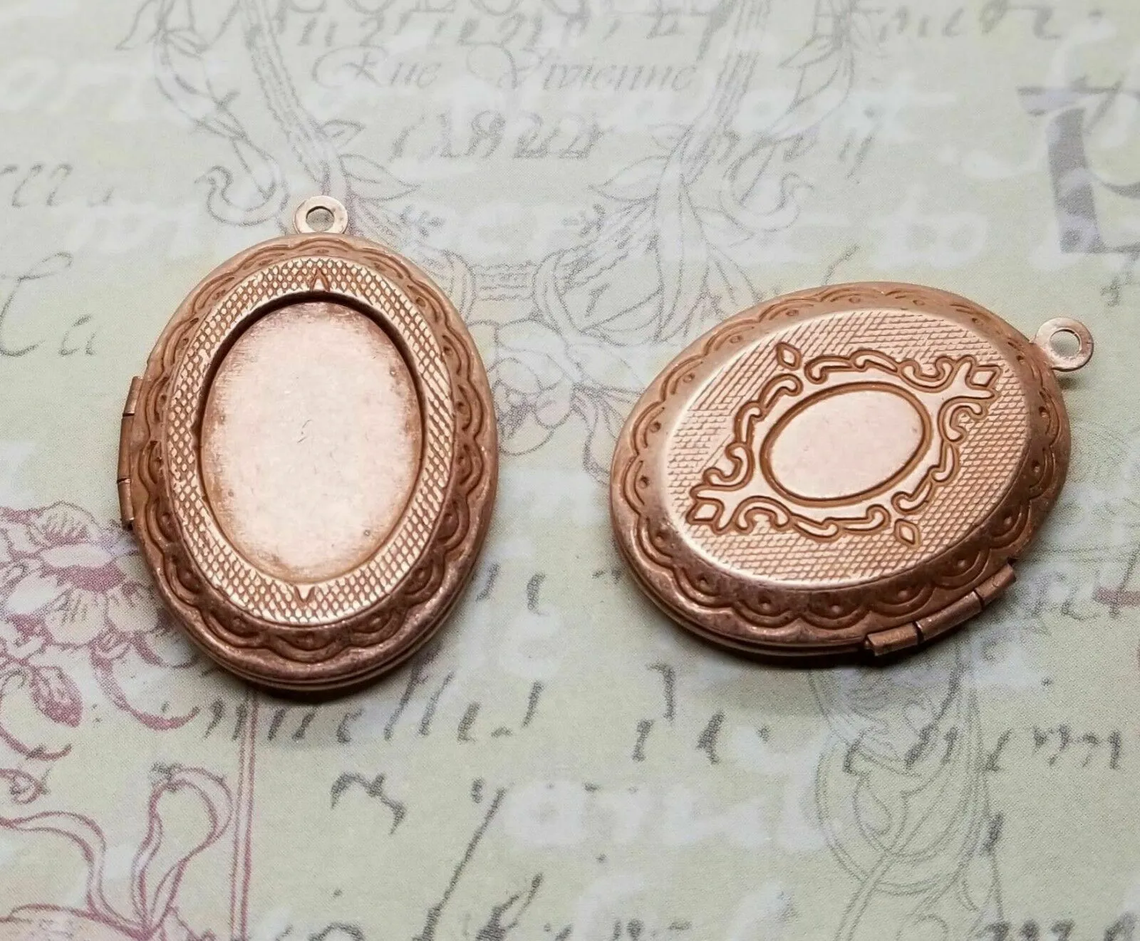 Brass Locket With 18mm x 13mm Setting x 2 - 726WA.