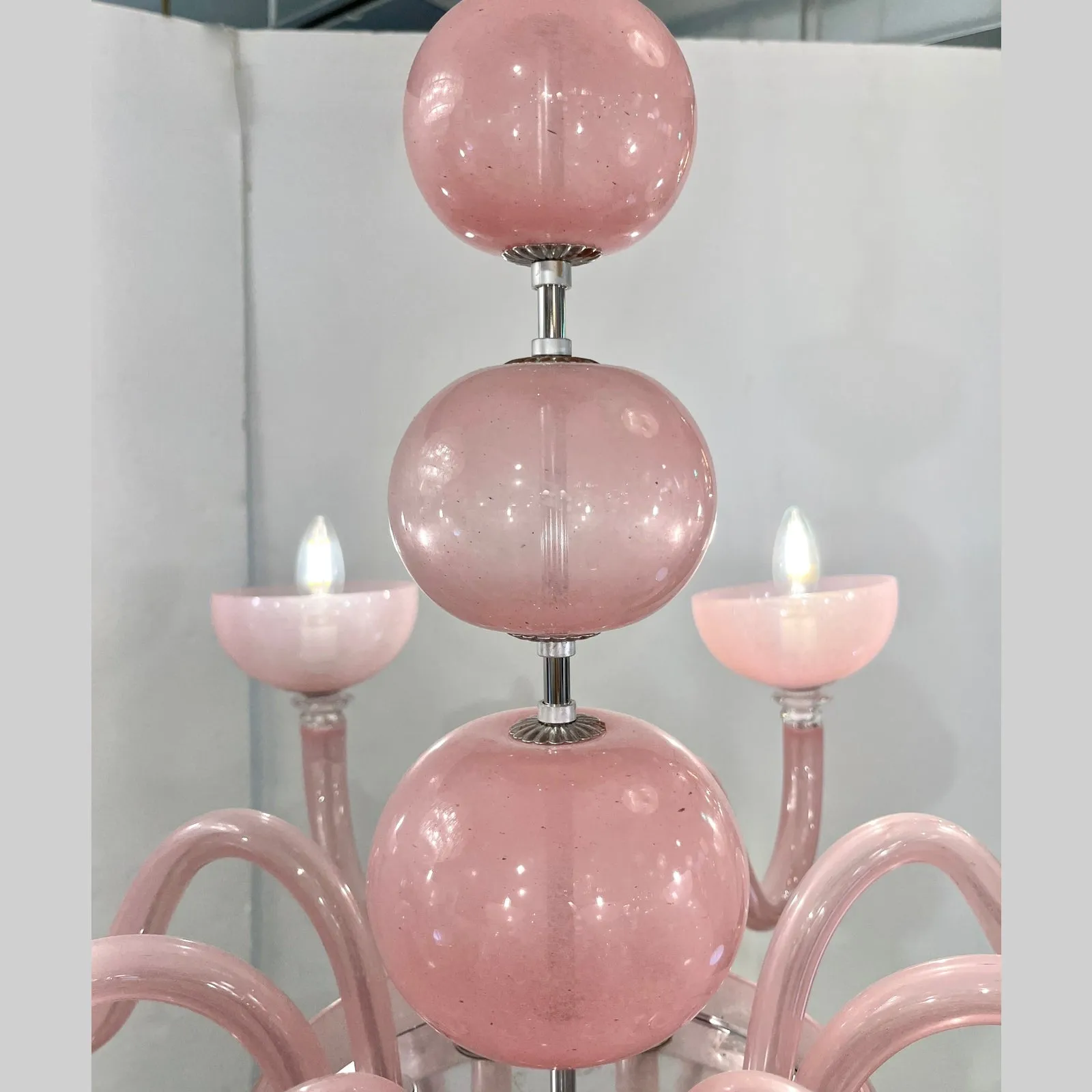 Contemporary Minimalist Italian 8-Arm Pink Murano Glass Modern Nickel Chandelier