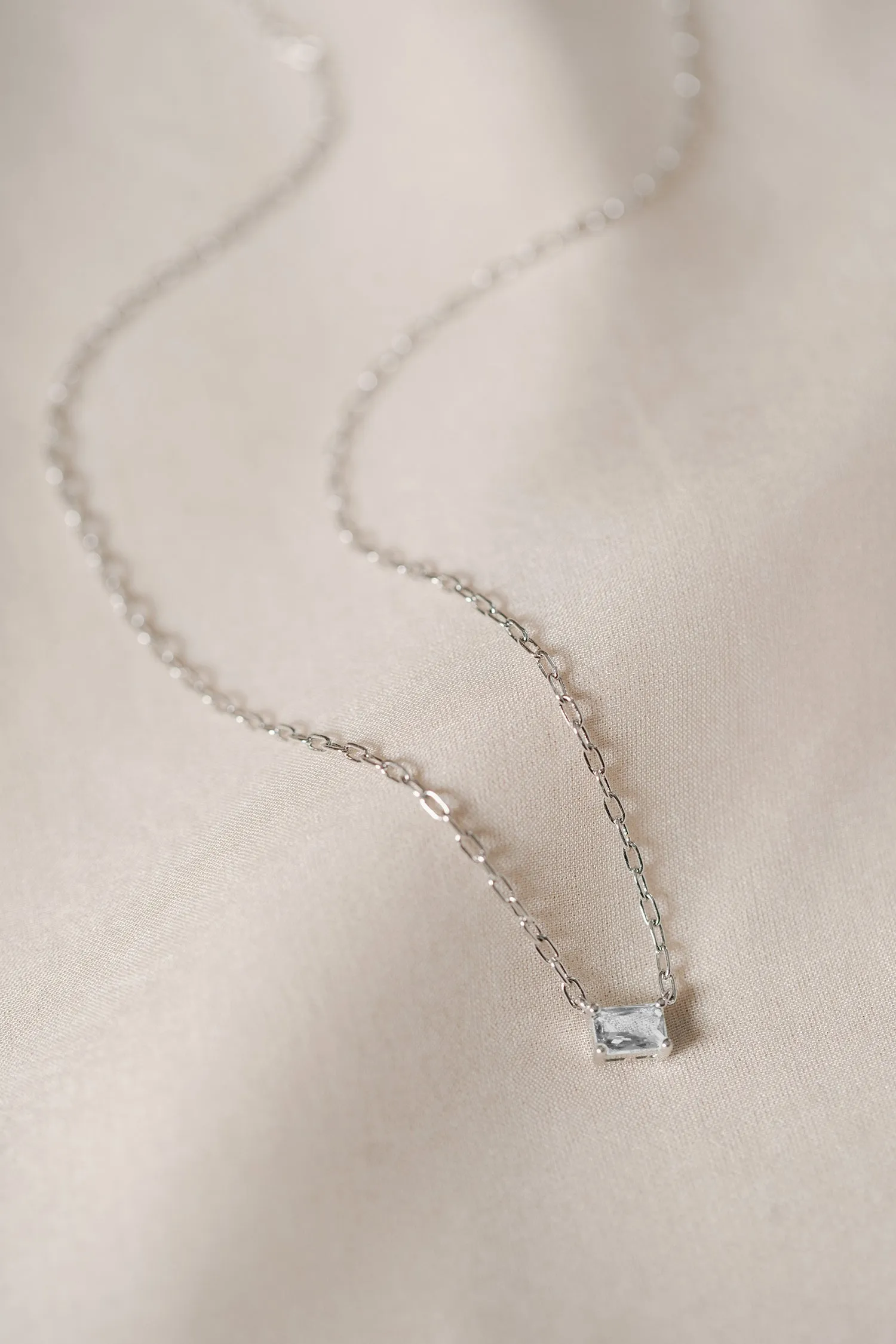 Ezra Pavé Chain Necklace