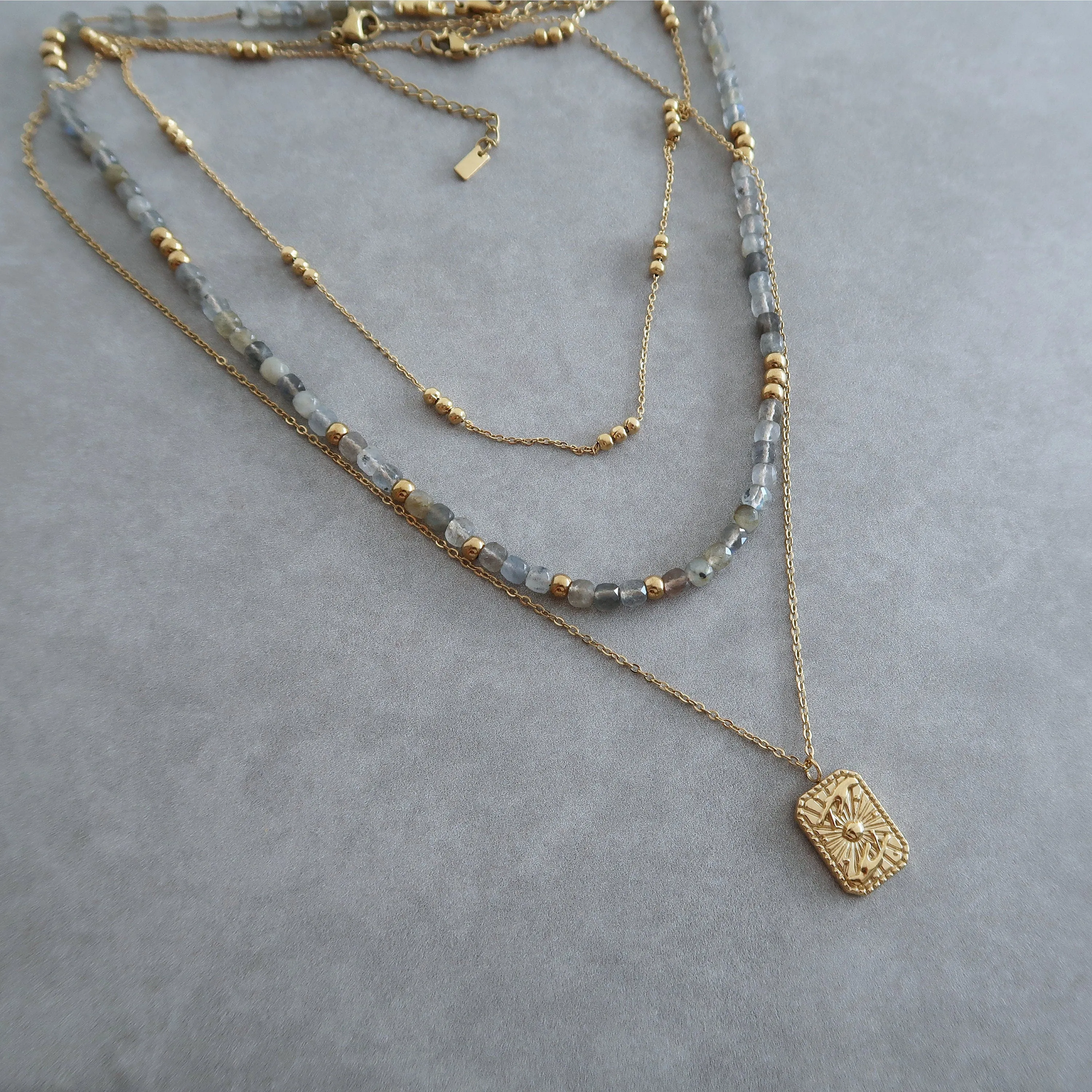 Gold Stainless Steel Necklace Set - 3 Layered Chains with HANDS Pendant and  Labradorite Beads