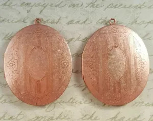 Large Brass Ornate Etched Locket x 2 - WLOCV.