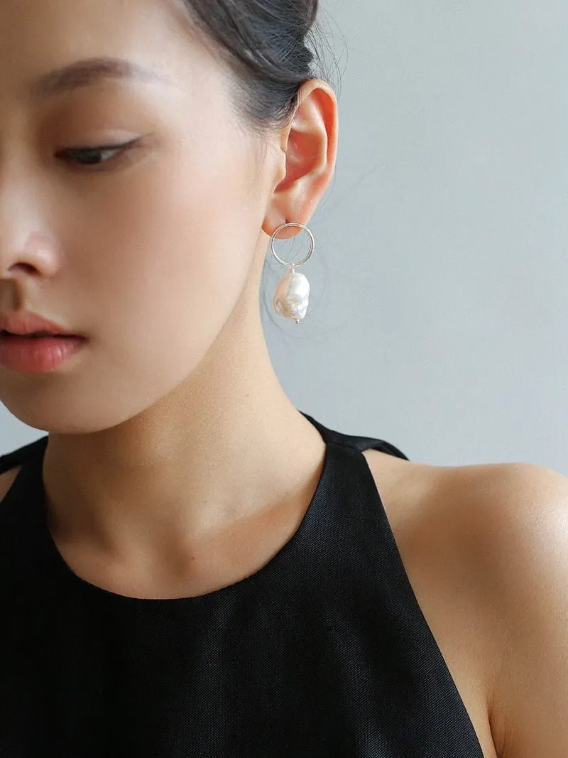 Minimalist Baroque Drop Circle Statement Earrings