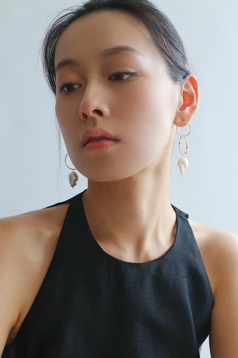 Minimalist Baroque Drop Circle Statement Earrings