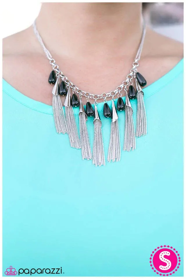 Paparazzi Necklace ~ In-FRINGE-ment - Black