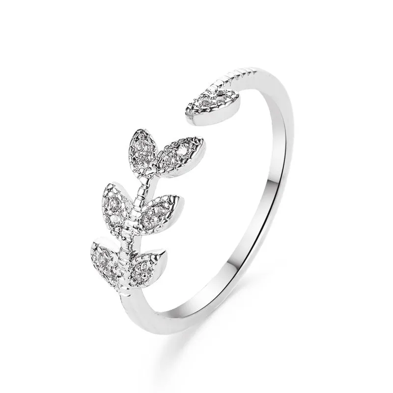 R619 - Elegant Silver Ring