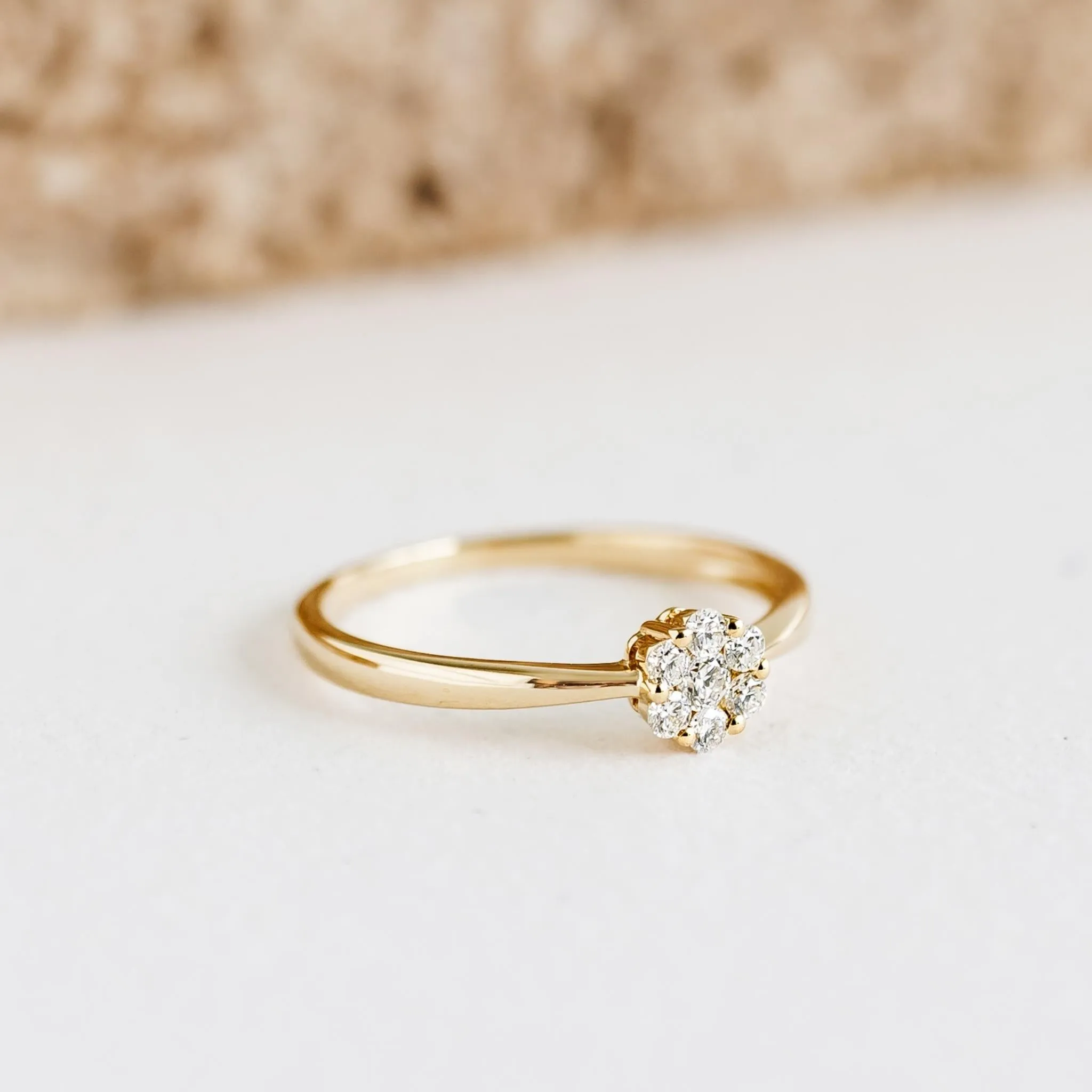 Round Cluster Diamond Ring 14k Gold - Talia