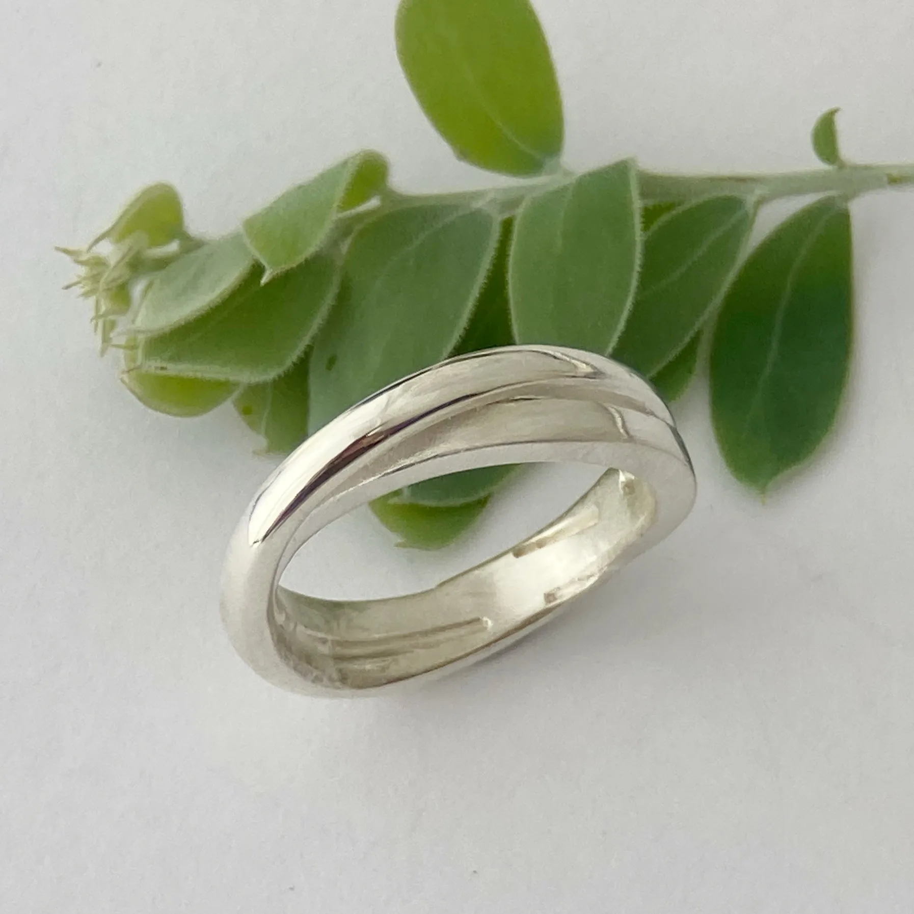 Sterling silver Wrapped high round ring