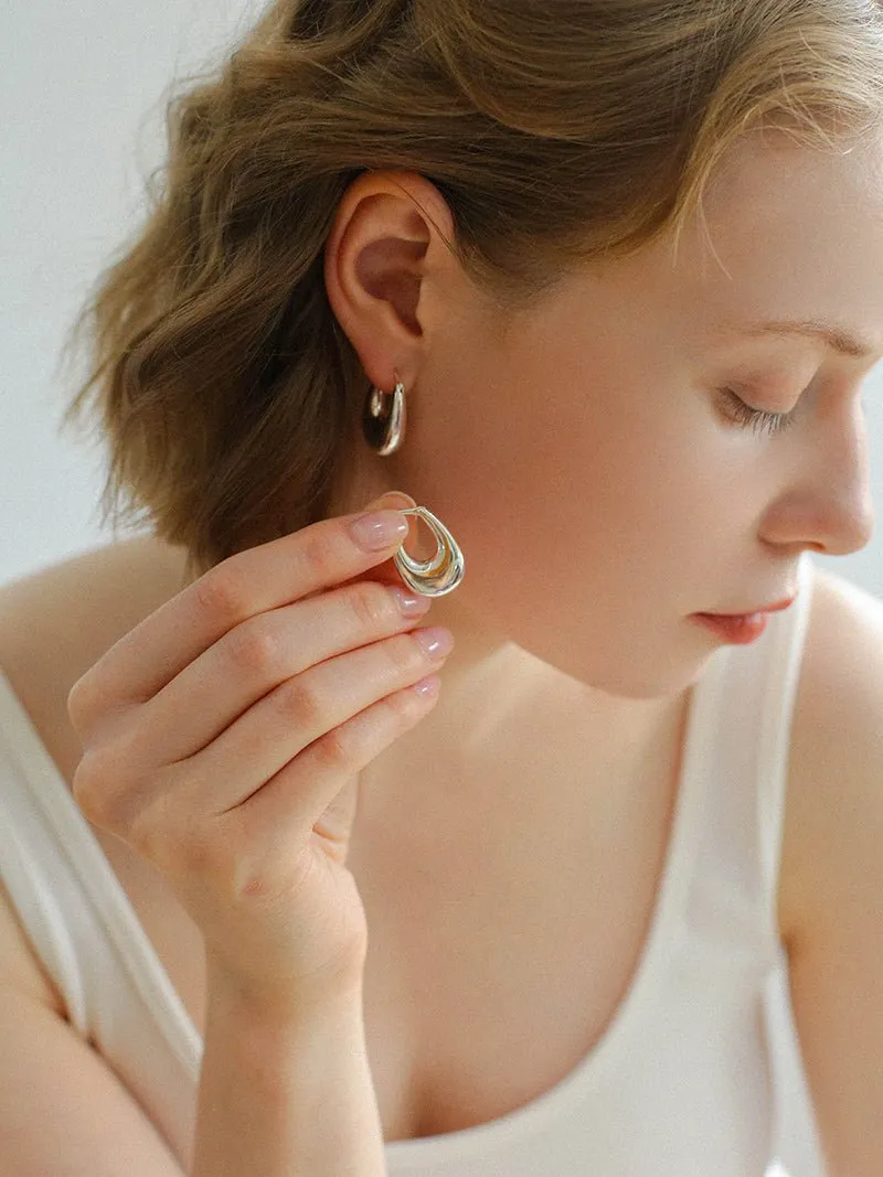 U-Shaped Minimalist Hoops Earrings