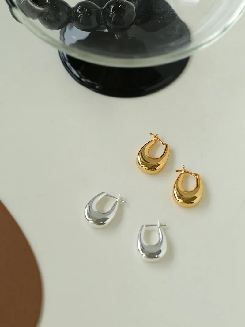 U-Shaped Minimalist Hoops Earrings