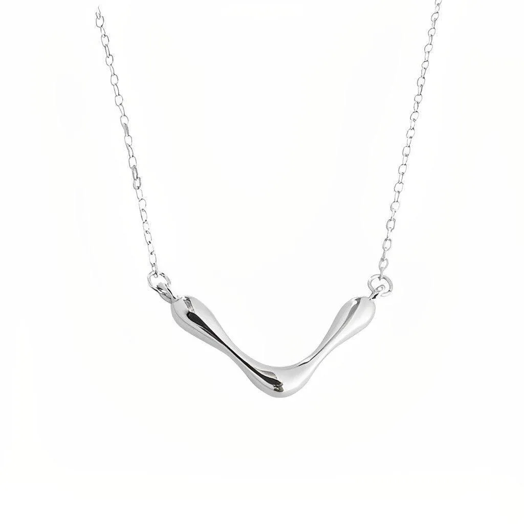 V Pendant Necklace - Ersa