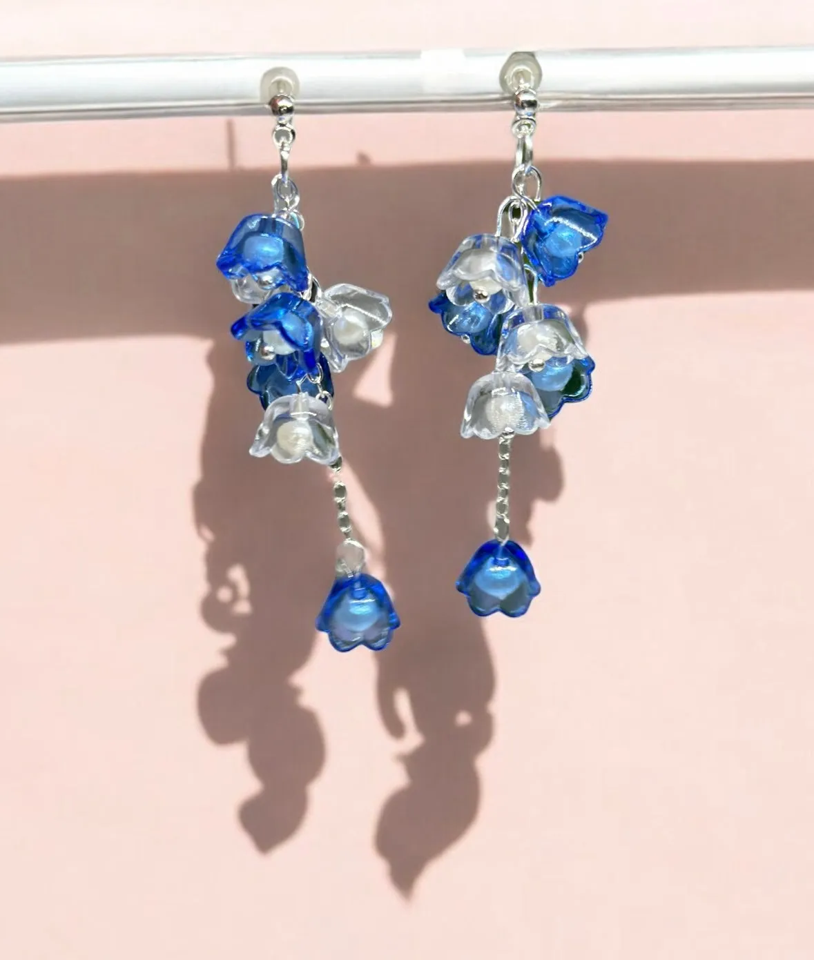 Whimsical - Blue and clear flower earrings